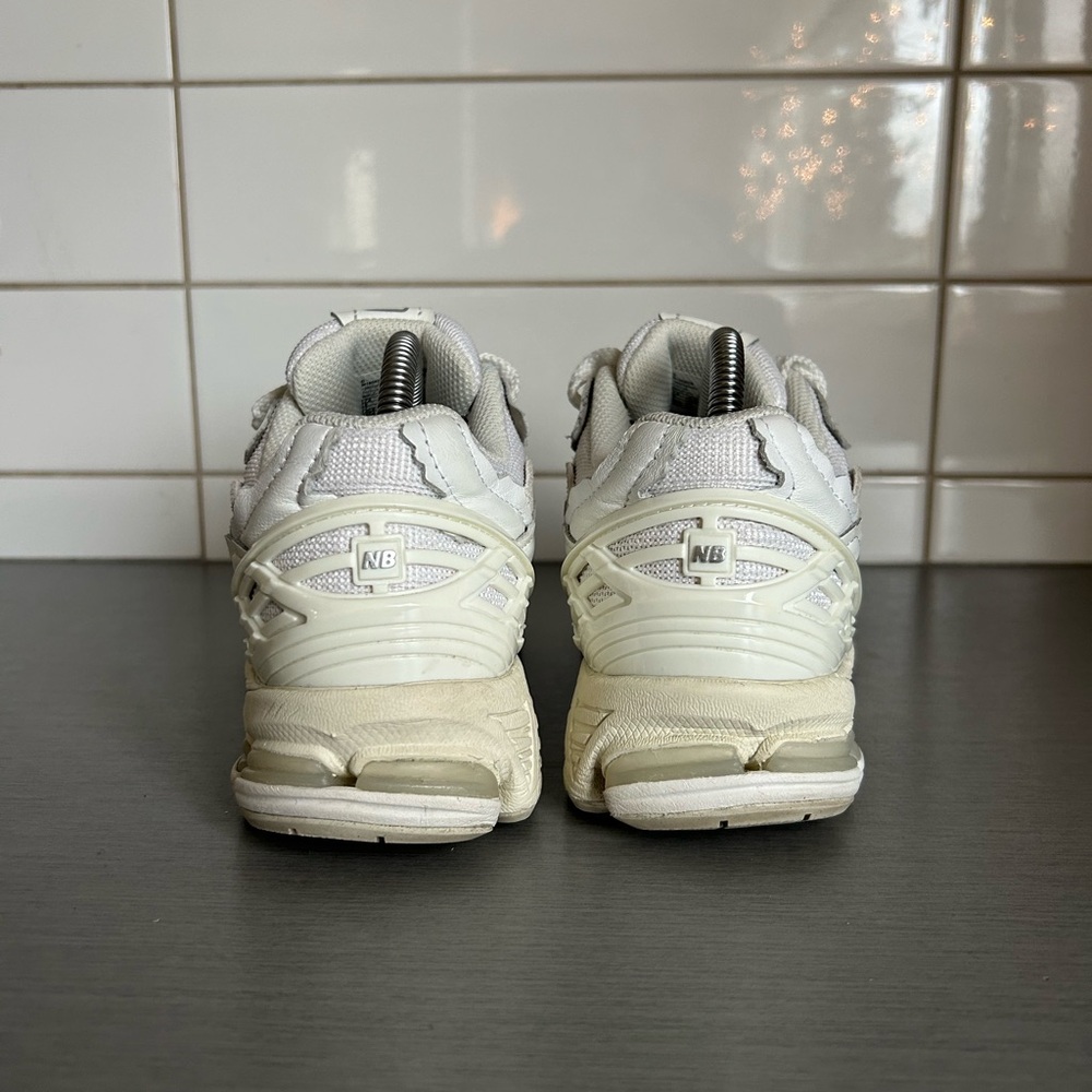 New Balance 1906D Protection Pack White & Cream Sneakers - Picture 6 of 8